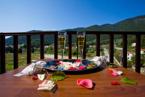 Honeymoon Suite with Panomaric View