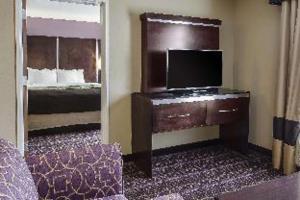 Room #109326105 room in Comfort Inn & Suites Dothan East