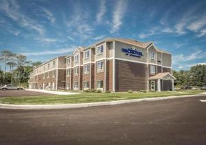 Microtel Inn & Suites by Wyndham Amsterdam NY