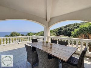 Seaview villa Marlau