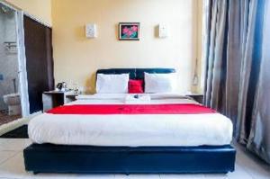 RedDoorz Plus near DC Mall Batam