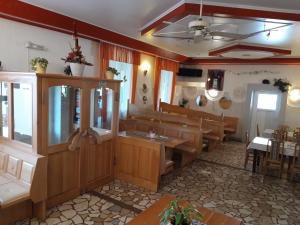 SOBE RIM BREZJE DRAVSKO