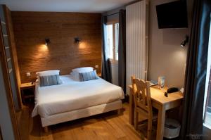 Hotels Hotel & Restaurant Les Escondus : photos des chambres