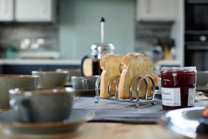 Hen Houses with Hot Tubs - Big Drift and Fairchilds Barn