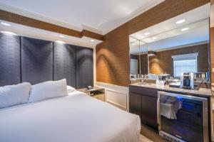 Premium King room in The Grand Resort