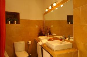 Casa Rural "Hazanas" Adanero