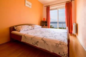 Two-Bedroom Apartment in Crikvenica XII