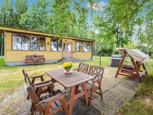 Holiday Home Lehtoranta by Interhome