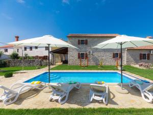 Holiday Home Bozac by Interhome