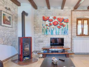 Holiday Home Bozac by Interhome