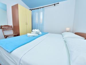 Apartment Vukić-3 by Interhome