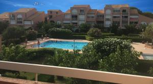 Appartements Appt T2, Piscine, la Plage a 130m! Parking prive clos, Lave-linge, Lave-vaisselle, Draps, Linge et Menage inclus! : photos des chambres
