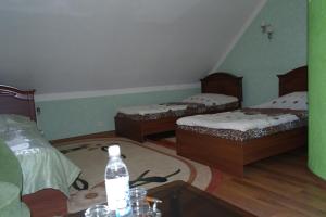 Single Bed in Mixed Dormitory Room room in Shakira Hotel