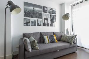 Moderno Apartamento en Malasaña Centro. SVFD by Batuecas