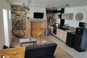 brelevenez 18 rue crec h quellien - Servel