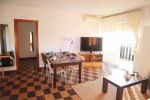 Sea and Mountain View Apartments