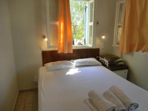 Double Room room in Santorini Camping/Rooms