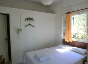 Santorini CampingRooms