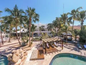 Hotel & Suites El Moro - لاباز