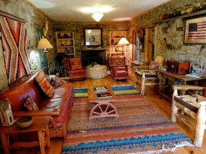 Canyon Of The Ancients Guest Ranch