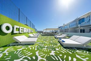 OCEAN HILL - Adults Only