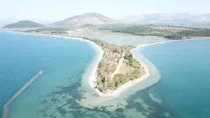Κάμπιγκ Δρέπανος (Camping Drepanos)
