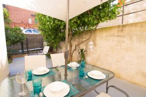 Grande BILOCALE con POSTO AUTO PRIVATO e GIARDINO