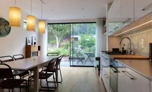 Bright and Elegant 2 Bedroom Flat, near Notting Hill - London