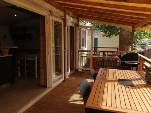 Campings Mobil home La Mer : photos des chambres