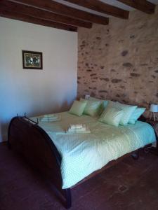 Deluxe King Suite room in La Cour d'Enchère