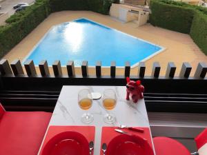 Rez de jardin OU ascenseur 4 ieme PISCINE -WIFI-Dans le Village naturiste holidaysochic
