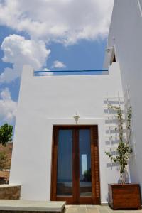 Beach housein a beautiful bay