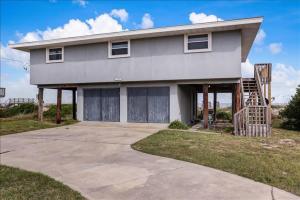 Holiday Home room in 1308 S Fletcher