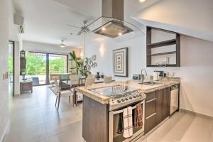 Penthouse with Infinity Pool and Golf Course in Akumal
