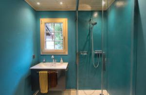 Chalet room in Les Jumelles