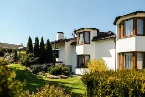 Pension Clara - Stará Role