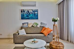 Stunning Sliema 2 Bed Apt Meters Away From Beach