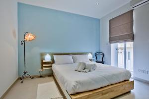 Stunning Sliema 2 Bed Apt Meters Away From Beach