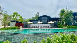 GREENHILLS RESORT Si Racha