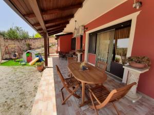 B&b Villa Santa Sofia by holidayngo