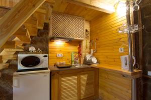 Дом с сауной и басейном на Теремках