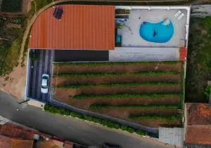 Casinha das Bonecas - Casa com Piscina Privada - Estrada