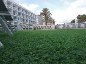 Apartamentos Es Canyer