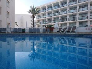 Apartamentos Es Canyer