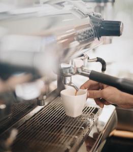 GREENHILLS RESORT Si Racha