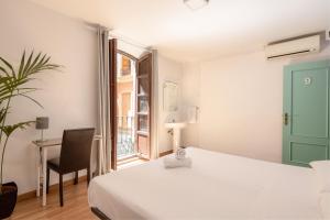 Double or Twin Room with Shared Bathroom room in Pensión Zacatin