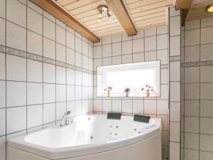 8 person holiday home in Hjørring-By Traum