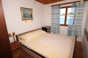 Apartments by the sea Mali Losinj Losinj 8006