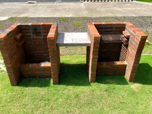 Condo w Balcony Near Mactan International Airport