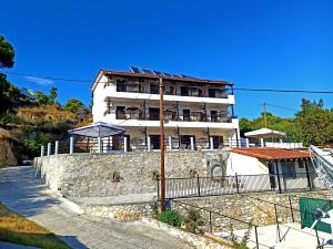 Christakis Studios - PS Rental Skiathos Greece